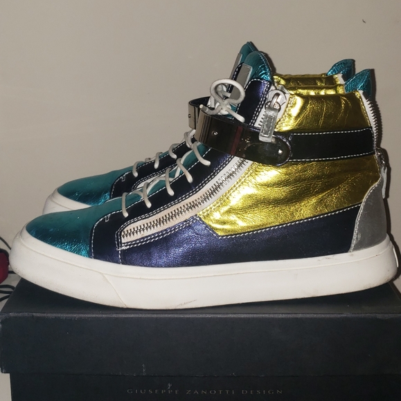 Guiseppe Zanotti - Picture 3 of 6